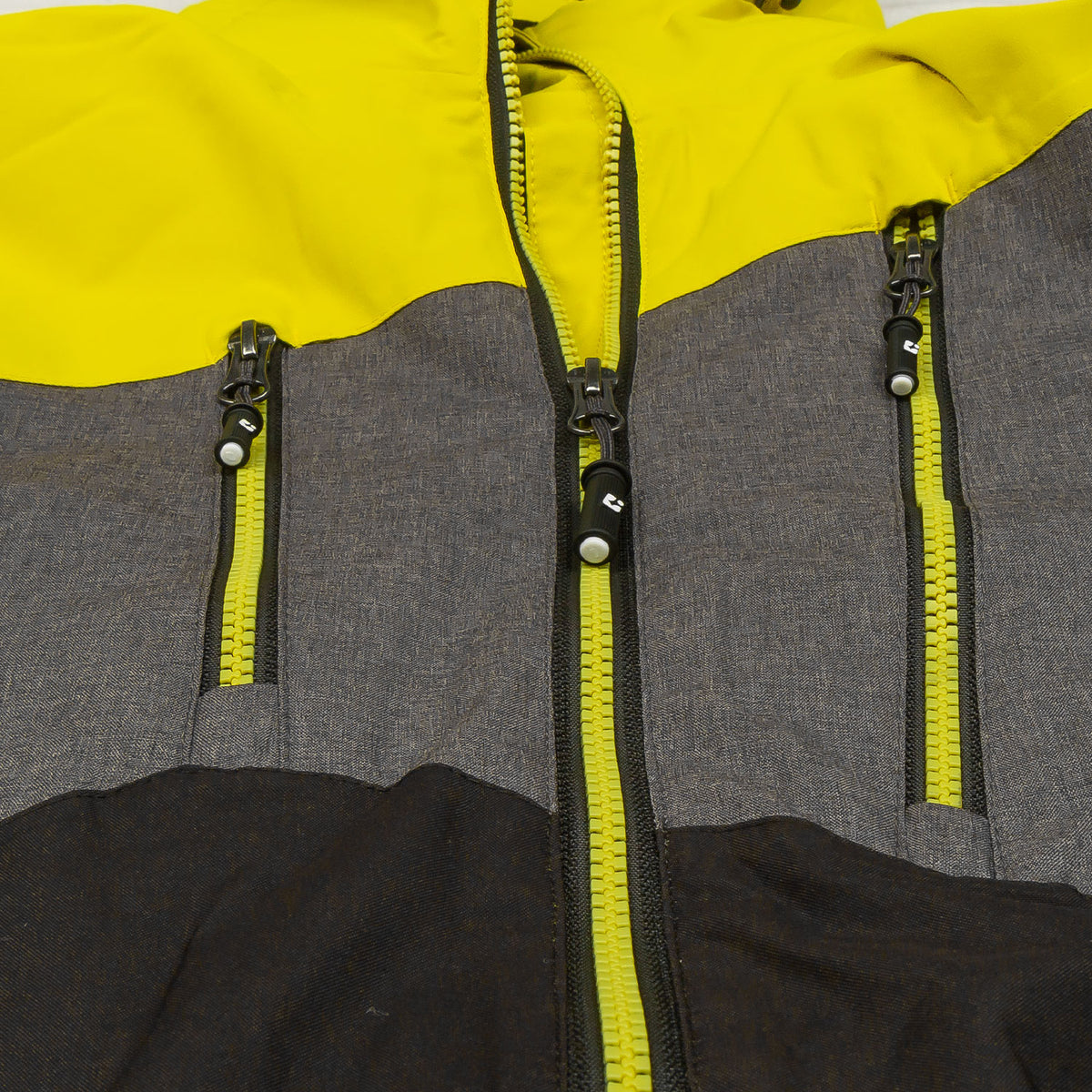 https://www.kinderskianzug.de/Skianzug23/41632-SET1_Skianzug_Herren_Skijacke-limette_Skihose-grau_10.jpg